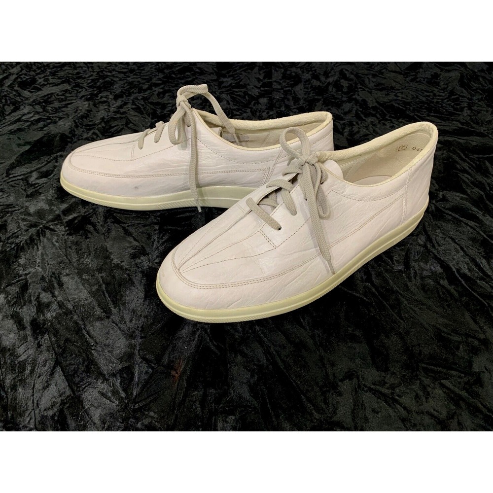 Rieker Womens White Fashion Sneakers Shoes 7 Medium (B,M)